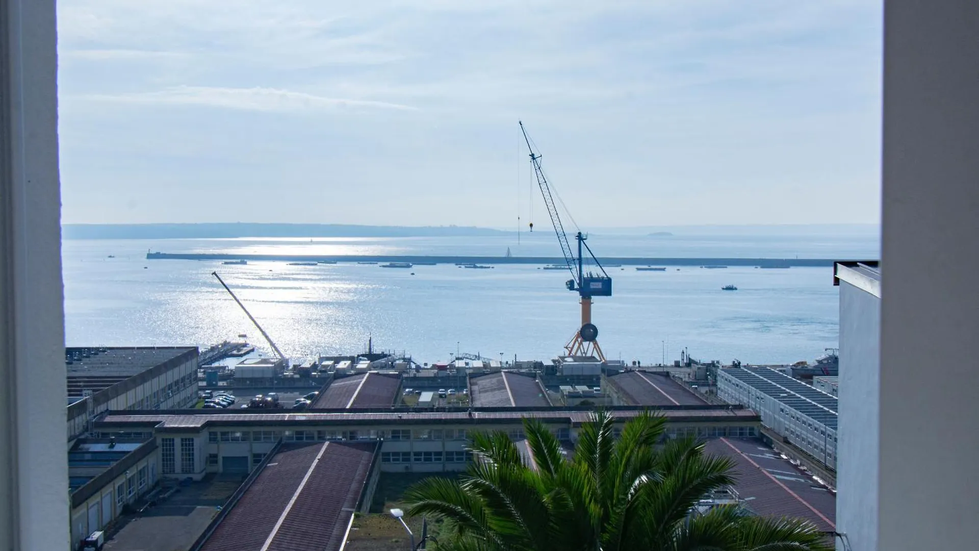 Panorama D'Azur I Vue Mer & 13 Personnes Brest 0*,